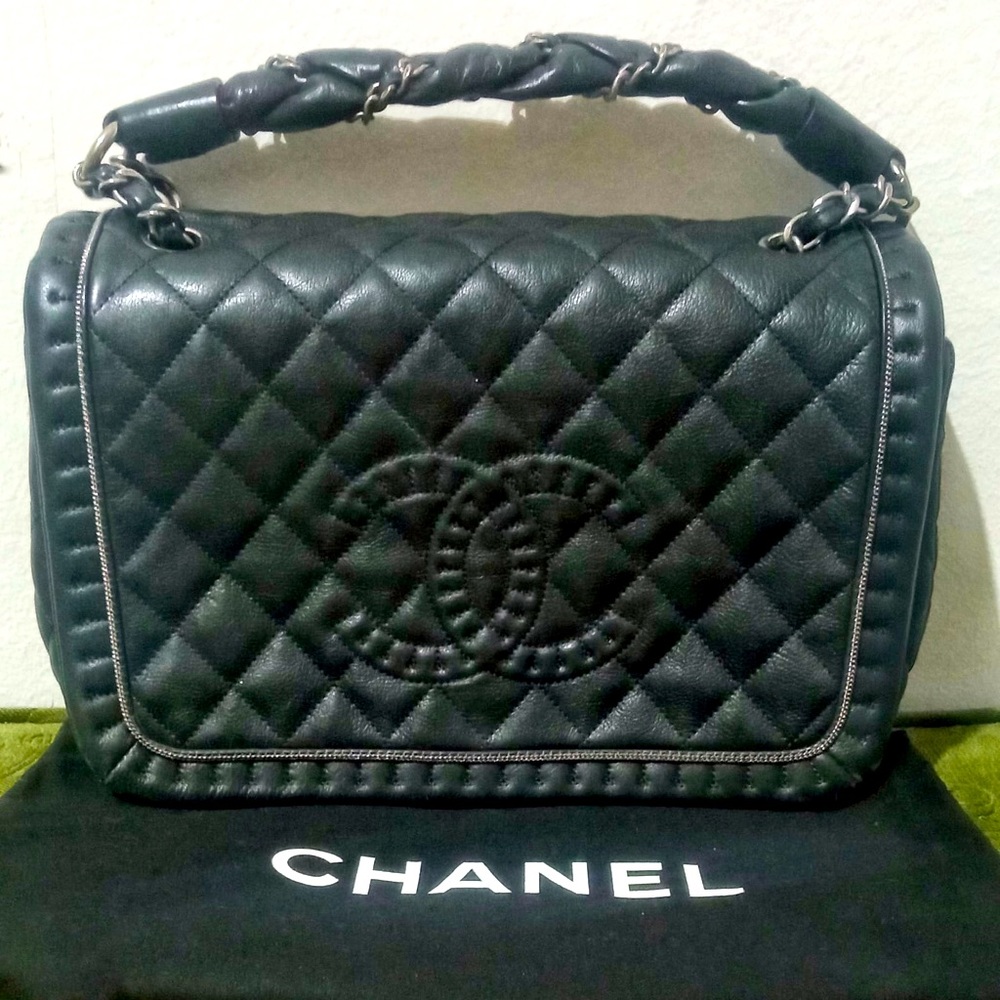 CHANEL elegant women bag